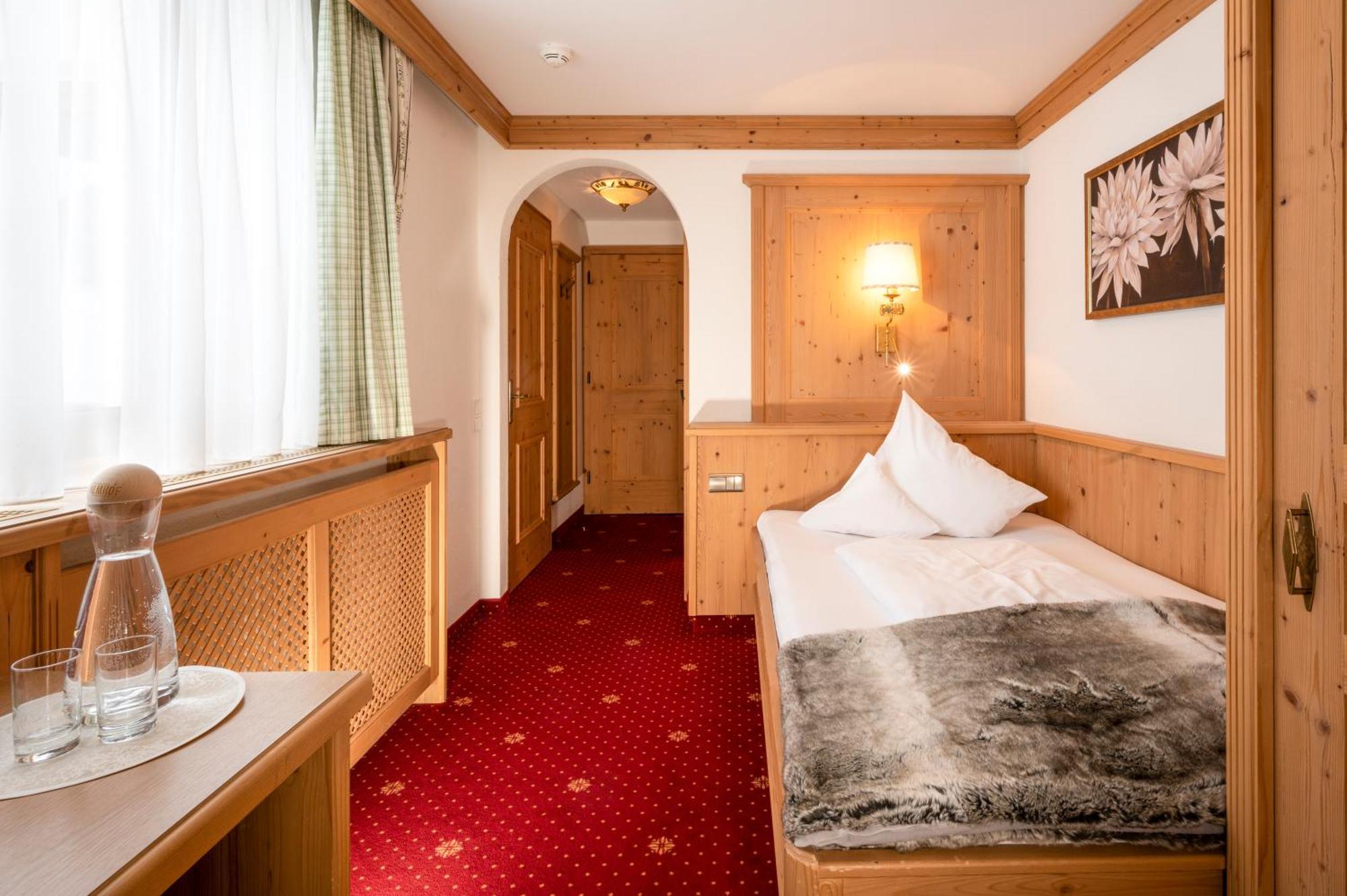 Hotel Almhof Galtür Εξωτερικό φωτογραφία